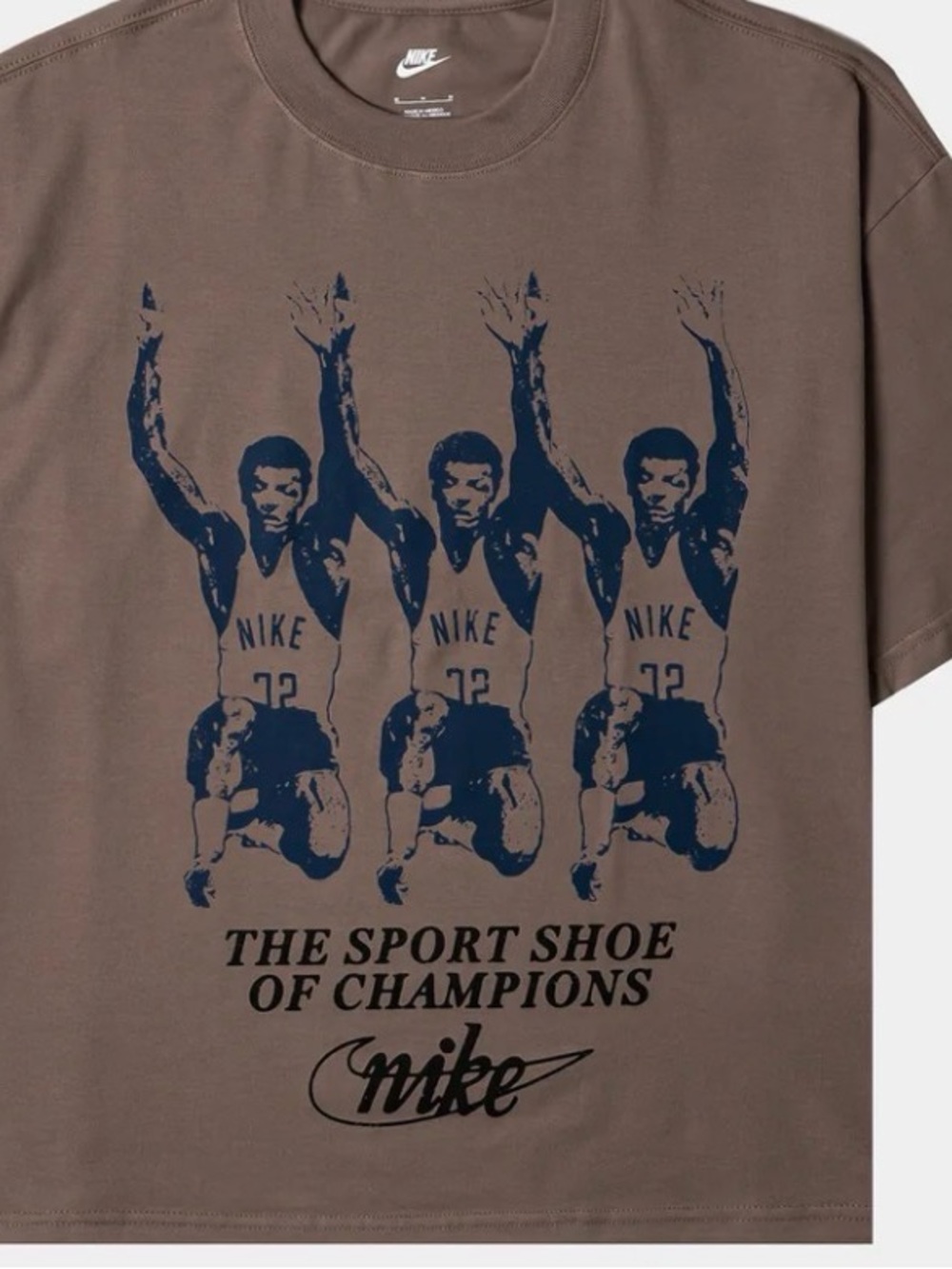 Nike Brown Short-Sleeve Graphic Tee with Navy Print